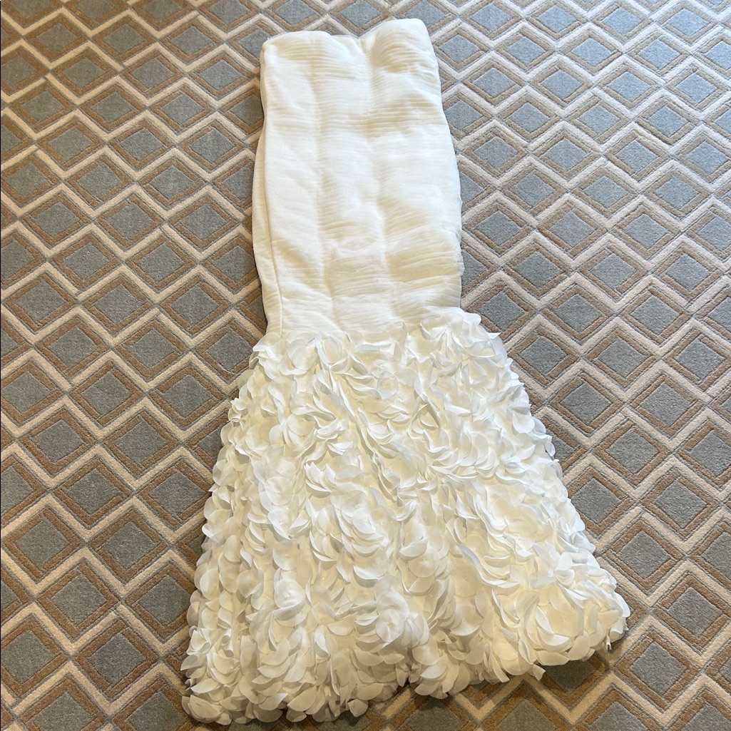 Boutique 9 White Strapless Floral Mermaid Dress